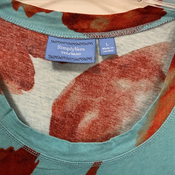 Vera Wang tank top - Picture 2 of 3